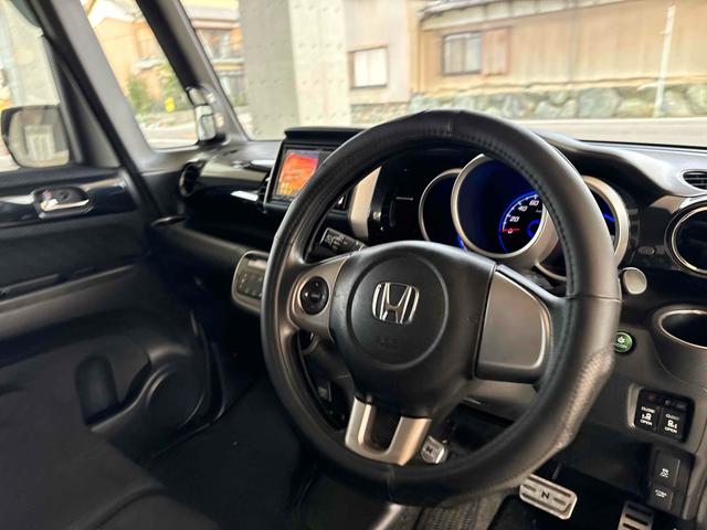 N-BOXカスタム G・Aパッケージ ETC 両側電動スライドドア ナビ TV 衝突被害軽減システム オートライト HID スマートキー アイドリングストップ ベンチシート CVT 盗難防止システム ABS ESC アルミホイール(29枚目)