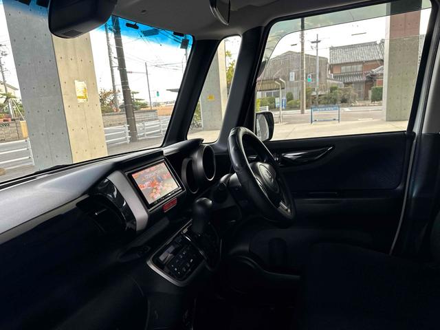 N-BOXカスタム G・Aパッケージ ETC 両側電動スライドドア ナビ TV 衝突被害軽減システム オートライト HID スマートキー アイドリングストップ ベンチシート CVT 盗難防止システム ABS ESC アルミホイール(36枚目)