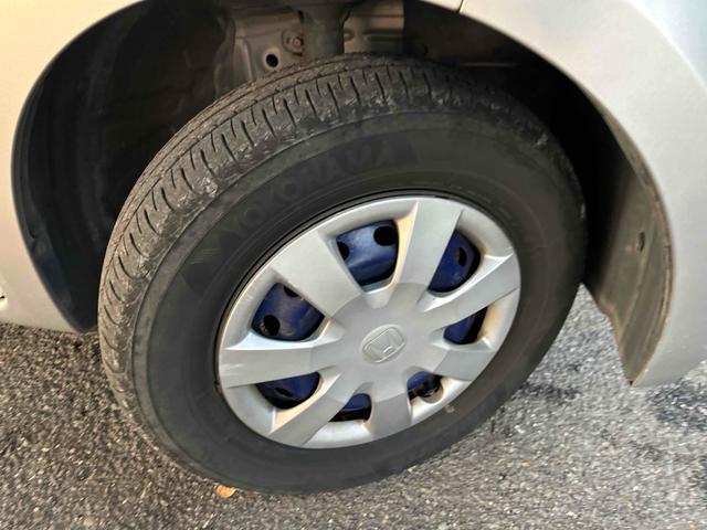 Ｎ－ＢＯＸ Ｇ・Ｌパッケージ　バックカメラ　両側スライド・片側電動　ナビ　ＴＶ　スマートキー　アイドリングストップ　ベンチシート　ＣＶＴ　盗難防止システム　ＡＢＳ　ＥＳＣ　ＣＤ　ＤＶＤ再生　ＵＳＢ　衝突安全ボディ　エアコン（8枚目）