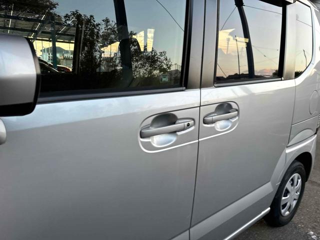 Ｎ－ＢＯＸ Ｇ・Ｌパッケージ　バックカメラ　両側スライド・片側電動　ナビ　ＴＶ　スマートキー　アイドリングストップ　ベンチシート　ＣＶＴ　盗難防止システム　ＡＢＳ　ＥＳＣ　ＣＤ　ＤＶＤ再生　ＵＳＢ　衝突安全ボディ　エアコン（12枚目）