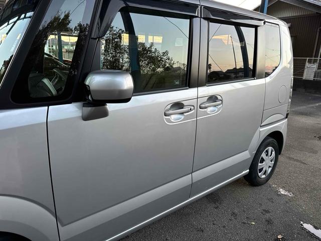 Ｎ－ＢＯＸ Ｇ・Ｌパッケージ　バックカメラ　両側スライド・片側電動　ナビ　ＴＶ　スマートキー　アイドリングストップ　ベンチシート　ＣＶＴ　盗難防止システム　ＡＢＳ　ＥＳＣ　ＣＤ　ＤＶＤ再生　ＵＳＢ　衝突安全ボディ　エアコン（13枚目）