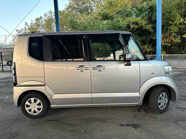 Ｎ－ＢＯＸ Ｇ・Ｌパッケージ　バックカメラ　両側スライド・片側電動　ナビ　ＴＶ　スマートキー　アイドリングストップ　ベンチシート　ＣＶＴ　盗難防止システム　ＡＢＳ　ＥＳＣ　ＣＤ　ＤＶＤ再生　ＵＳＢ　衝突安全ボディ　エアコン（14枚目）