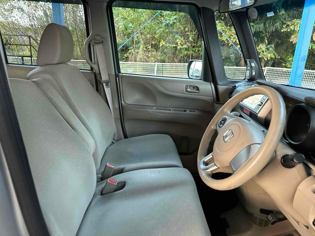 Ｎ－ＢＯＸ Ｇ・Ｌパッケージ　バックカメラ　両側スライド・片側電動　ナビ　ＴＶ　スマートキー　アイドリングストップ　ベンチシート　ＣＶＴ　盗難防止システム　ＡＢＳ　ＥＳＣ　ＣＤ　ＤＶＤ再生　ＵＳＢ　衝突安全ボディ　エアコン（19枚目）