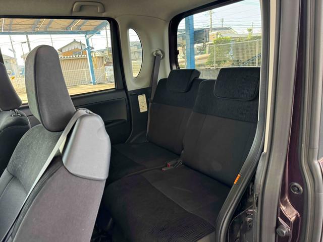 タント カスタムＸスペシャル　電動スライドドア　ナビ　ＴＶ　ＨＩＤ　スマートキー　アイドリングストップ　ベンチシート　ＣＶＴ　盗難防止システム　ＡＢＳ　アルミホイール　衝突安全ボディ　エアコン　パワーステアリング　パワーウィンドウ（8枚目）