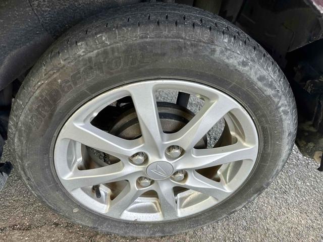 タント カスタムＸスペシャル　電動スライドドア　ナビ　ＴＶ　ＨＩＤ　スマートキー　アイドリングストップ　ベンチシート　ＣＶＴ　盗難防止システム　ＡＢＳ　アルミホイール　衝突安全ボディ　エアコン　パワーステアリング　パワーウィンドウ（20枚目）