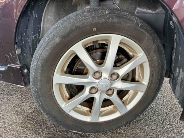 タント カスタムＸスペシャル　電動スライドドア　ナビ　ＴＶ　ＨＩＤ　スマートキー　アイドリングストップ　ベンチシート　ＣＶＴ　盗難防止システム　ＡＢＳ　アルミホイール　衝突安全ボディ　エアコン　パワーステアリング　パワーウィンドウ（27枚目）