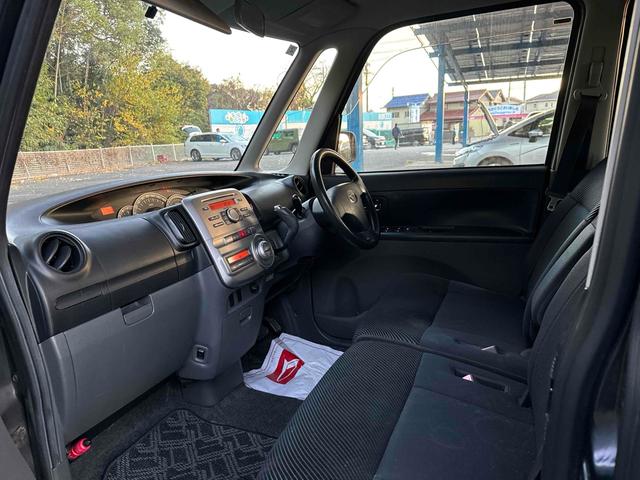 タント カスタムＸリミテッド　電動スライドドア　ＨＩＤ　スマートキー　ベンチシート　ＣＶＴ　盗難防止システム　ＡＢＳ　ＣＤ　アルミホイール　衝突安全ボディ　エアコン　パワーステアリング（6枚目）