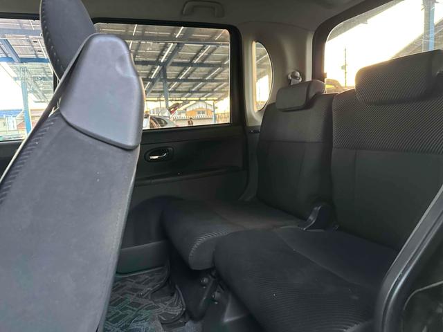 タント カスタムＸリミテッド　電動スライドドア　ＨＩＤ　スマートキー　ベンチシート　ＣＶＴ　盗難防止システム　ＡＢＳ　ＣＤ　アルミホイール　衝突安全ボディ　エアコン　パワーステアリング（11枚目）