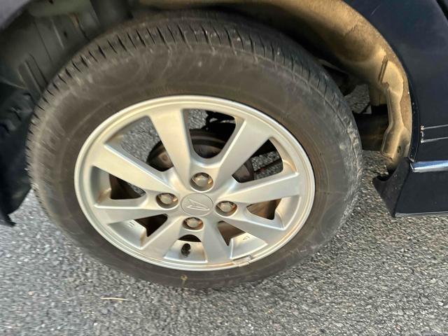 タント カスタムＸリミテッド　電動スライドドア　ＨＩＤ　スマートキー　ベンチシート　ＣＶＴ　盗難防止システム　ＡＢＳ　ＣＤ　アルミホイール　衝突安全ボディ　エアコン　パワーステアリング（21枚目）