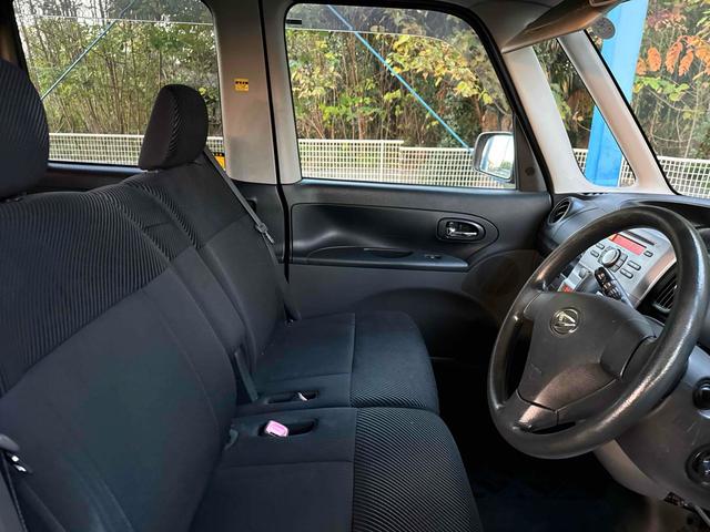 タント カスタムＸリミテッド　電動スライドドア　ＨＩＤ　スマートキー　ベンチシート　ＣＶＴ　盗難防止システム　ＡＢＳ　ＣＤ　アルミホイール　衝突安全ボディ　エアコン　パワーステアリング（32枚目）