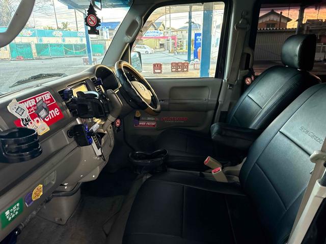 エブリイワゴン PZターボ ドライブレコーダー 両側スライド・片側電動 ナビ TV キーレスエントリー ターボ AT 盗難防止システム ABS CD MD ローダウン アルミホイール 衝突安全ボディ エアコン パワーステアリング(20枚目)