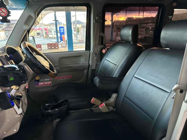 エブリイワゴン PZターボ ドライブレコーダー 両側スライド・片側電動 ナビ TV キーレスエントリー ターボ AT 盗難防止システム ABS CD MD ローダウン アルミホイール 衝突安全ボディ エアコン パワーステアリング(22枚目)