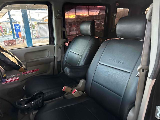 エブリイワゴン PZターボ ドライブレコーダー 両側スライド・片側電動 ナビ TV キーレスエントリー ターボ AT 盗難防止システム ABS CD MD ローダウン アルミホイール 衝突安全ボディ エアコン パワーステアリング(23枚目)