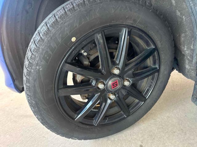 N-WGNカスタム G・Lパッケージ 4WD TV オートクルーズコントロール HID スマートキー アイドリングストップ シートヒーター ベンチシート CVT 盗難防止システム ABS ESC アルミホイール 衝突安全ボディ エアコン(19枚目)