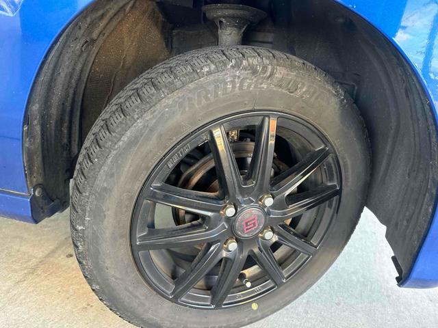 N-WGNカスタム G・Lパッケージ 4WD TV オートクルーズコントロール HID スマートキー アイドリングストップ シートヒーター ベンチシート CVT 盗難防止システム ABS ESC アルミホイール 衝突安全ボディ エアコン(20枚目)