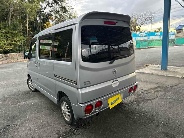 クリッパーリオ E FOUR 4WD 両側スライドドア キーレスエントリー AT ABS アルミホイール 衝突安全ボディ エアコン パワーステアリング パワーウィンドウ(13枚目)