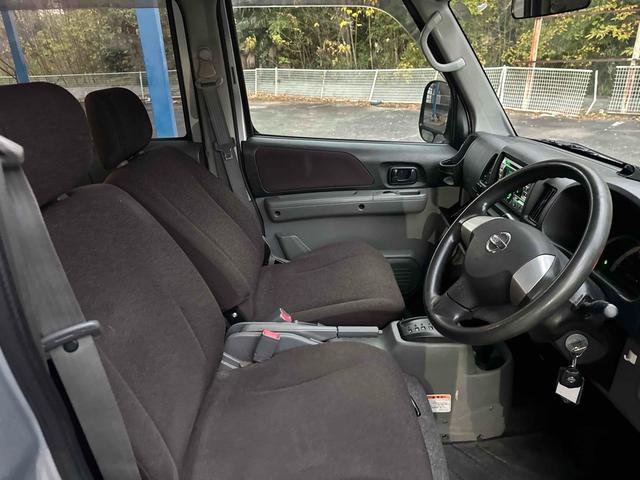 クリッパーリオ E FOUR 4WD 両側スライドドア キーレスエントリー AT ABS アルミホイール 衝突安全ボディ エアコン パワーステアリング パワーウィンドウ(23枚目)