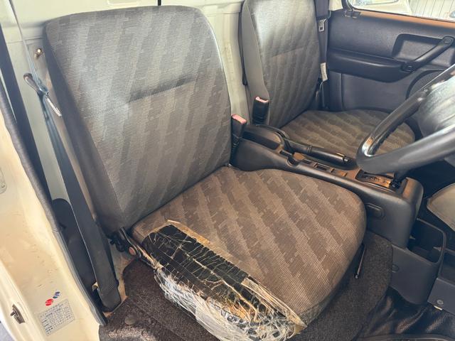 キャリイトラック KU エアコン パワステ 地区限定仕様車 スペアキーあり 法定点検整備付(6枚目)