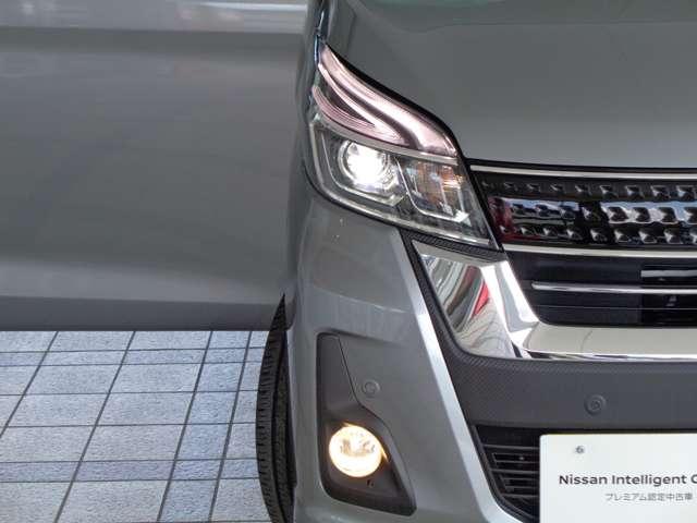 ハイウェイスター X エマージェンシーブレーキ&前後踏み間違い防止☆アラウンドビューモニター☆車線逸脱警報☆自動防眩ミラー☆純正ナビ☆LEDヘッドライト☆ナノイー付リアシーリングファン☆(19枚目)