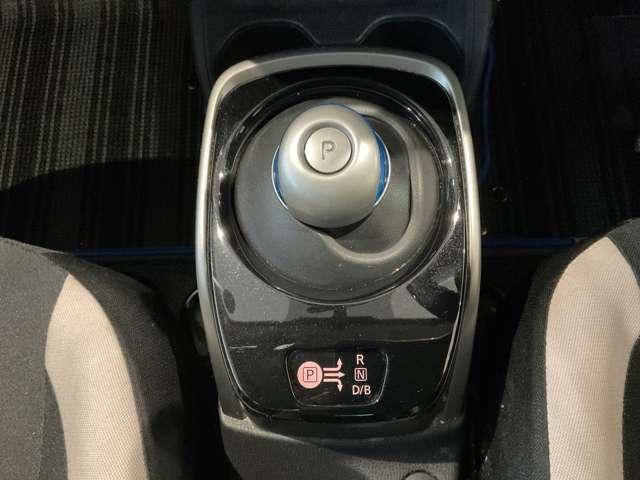 ノート e-パワー X 1.2 e-POWER X MM316D-Wメモリーナビ バックカメラ(10枚目)