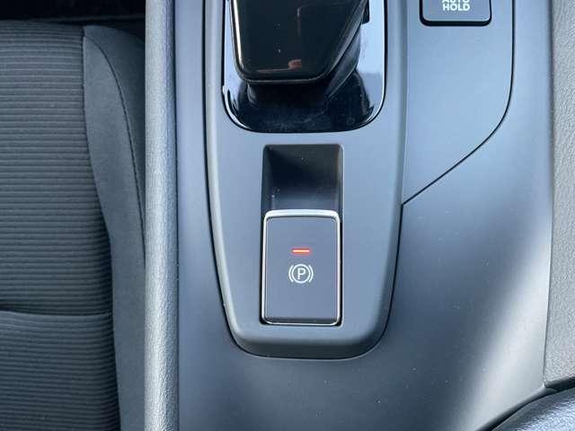 ノート S 全周囲カメラ アダプティブLED 純正ナビ インテリジェントルームミラー 後側方車両検知警報 後退時車両検知警報 後側方衝突防止支援システム フラツキ警報 ペダル踏み間違い防止 ハイビームアシスト(18枚目)