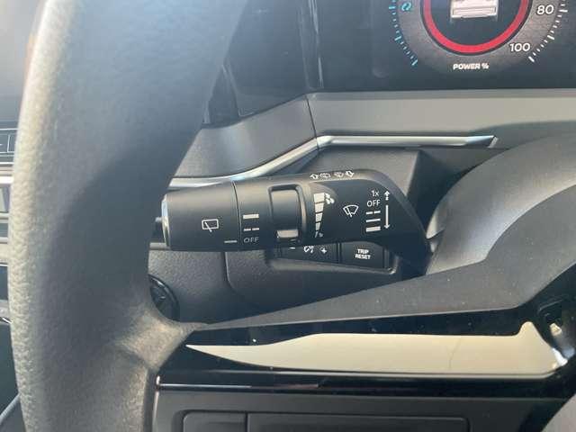 ノート X 日産9インチコネクトナビ 全周囲カメラ ペダル踏み間違い防止 横滑り防止装置 ハイビームアシスト LEDヘッドライト 電動パーキング オートホールド コードレススマホ充電 Bluetooth接続(17枚目)