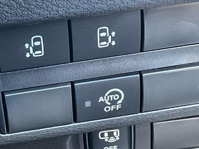 ルークス ハイウェイスター　Ｇターボプロパイロットエディション　全周囲カメラ　純正ナビＭＭ２２３Ｄ－Ｌ　横滑り防止装置ＳＲＳニーエアバック　ＬＥＤヘッドライト　ロールサンシェイド　リアシーリングファン　前後ソナー　先行車発進アラーム　ペダル踏み間違い防止（18枚目）