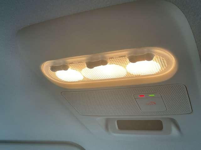 ルークス ハイウェイスター　Ｘ　プロパイロットエディション　全周囲カメラ　純正ナビＭＭ２２３Ｄ－Ｌ　ＳＲＳニーエアバック　ＬＥＤヘッドライト　ロールサンシェイド　リアシーリングファン　前後ソナー　ハイビームアシスト　先行車発進アラーム　ペダル踏み間違い防止（16枚目）