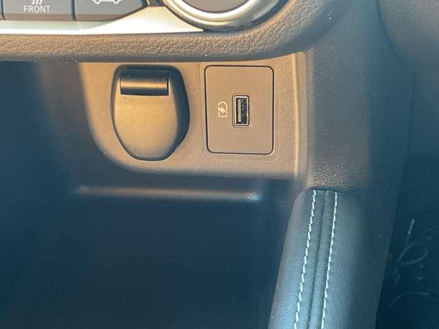 キックス Ｘ　ツートーンインテリアエディション　１．２　Ｘ　ツートーン　インテリアエディション　（ｅ－ＰＯＷＥＲ）　日産純正９インチナビ　ＣＤＤＶＤ再生機能　Ｂｌｕｅｔｏ（18枚目）