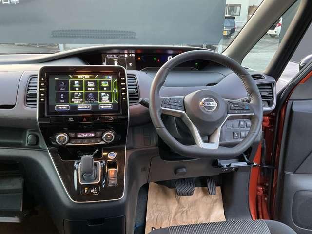 セレナ 1.2 e-POWER ハイウェイスター V 日産純正9インチナビ CDDVD再生Bluelay(3枚目)