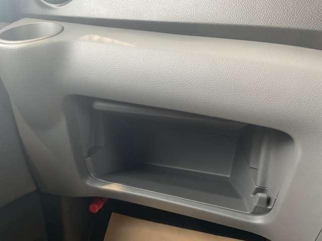 NV200バネットワゴン 1.6 16X-3R 被害軽減ブレーキ ペダル踏み間違い防止(9枚目)