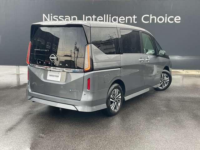 セレナ １．４　ｅ－ＰＯＷＥＲ　ハイウェイスターＶ　全周囲カメラ移動物検知機能付（2枚目）