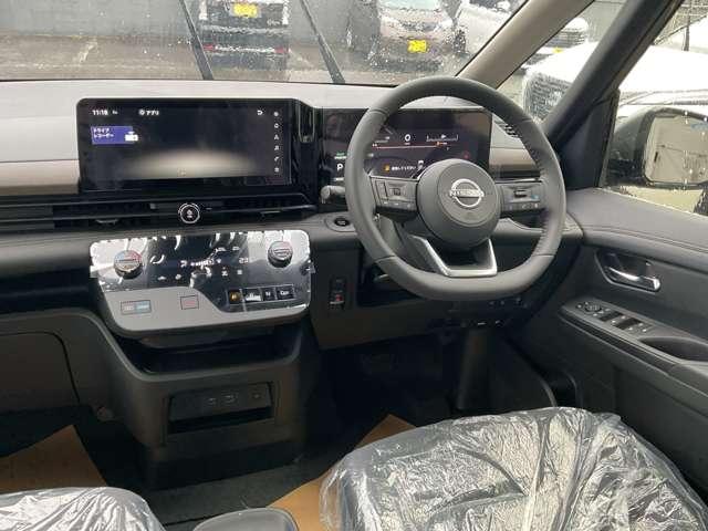 セレナ １．４　ｅ－ＰＯＷＥＲ　ハイウェイスターＶ　全周囲カメラ移動物検知機能付（3枚目）