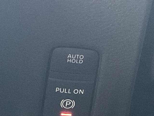 セレナ １．４　ｅ－ＰＯＷＥＲ　ハイウェイスターＶ　全周囲カメラ移動物検知機能付（13枚目）