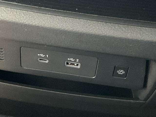 セレナ １．４　ｅ－ＰＯＷＥＲ　ハイウェイスターＶ　全周囲カメラ移動物検知機能付（15枚目）