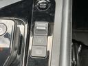 オートブレーキホールド機能は、運転者のブレーキ操作によって停車した際に、自動的にブレーキ力を保持する機能です。