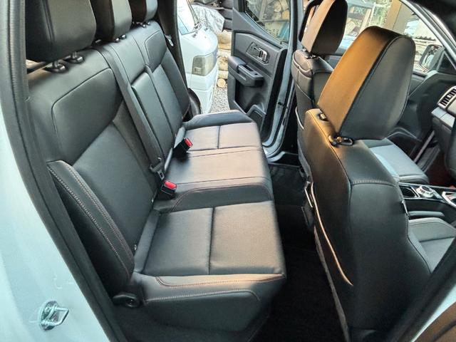 トライトン GSR 4WDディーゼルターボ純正ナビ/TV 360°カメラ レーダークルーズ レザーS ドラレコ Pシート シートH ハンドルヒーター eアシスト ユーザー買取 ディーラー保証書 メンテナンスノートETC(5枚目)