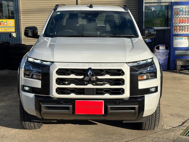 トライトン GSR 4WDディーゼルターボ純正ナビ/TV 360°カメラ レーダークルーズ レザーS ドラレコ Pシート シートH ハンドルヒーター eアシスト ユーザー買取 ディーラー保証書 メンテナンスノートETC(6枚目)