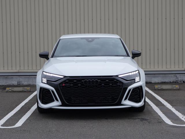 アウディ ＲＳ３