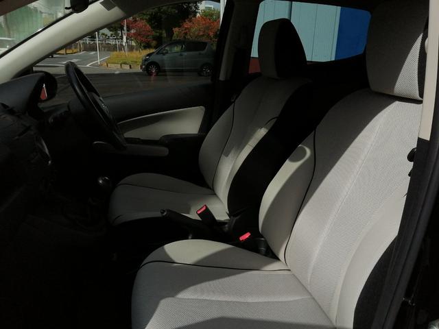 デミオ 13C 5速マニュアル 禁煙車 ドライビングコンフォートパッケージ スマートキー ディスチャージライト イモビライザー 本革巻ステアリング ETC プライバシーガラス 純正15インチアルミ(33枚目)