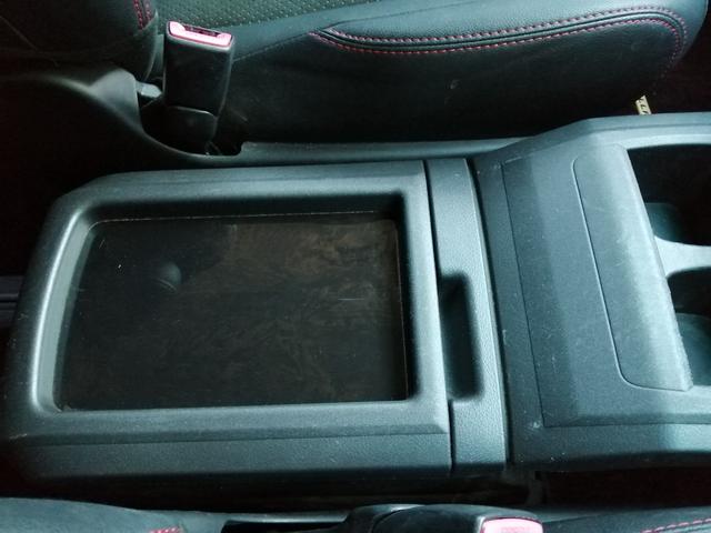 ヴェルファイア ２．４Ｚ　ゴールデンアイズＩＩ　後期型　１オーナー　パワーバックドア　両側パワースライド　ドラレコ　クルーズコントロール　純正ナビ　地デジバックカメラ　ＥＴＣ　ディスチャージライト　オットマン　スマートキー（22枚目）