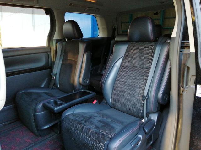 ヴェルファイア ２．４Ｚ　ゴールデンアイズＩＩ　後期型　１オーナー　パワーバックドア　両側パワースライド　ドラレコ　クルーズコントロール　純正ナビ　地デジバックカメラ　ＥＴＣ　ディスチャージライト　オットマン　スマートキー（39枚目）