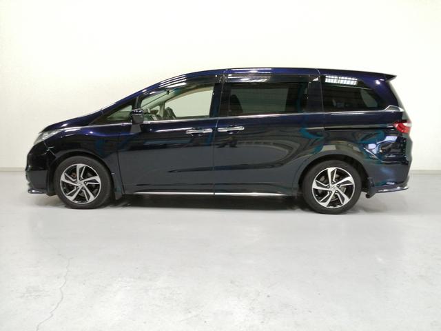 オデッセイ アブソルート　１オーナー車　スマートキー２個　純正インターナビ　リアフリップダウンモニター　地デジバックカメラ　衝突防止ブレーキシステム　クルーズコントロール　プッシュスタート　ＥＴＣ　純正１７インチアルミ　記録簿（3枚目）