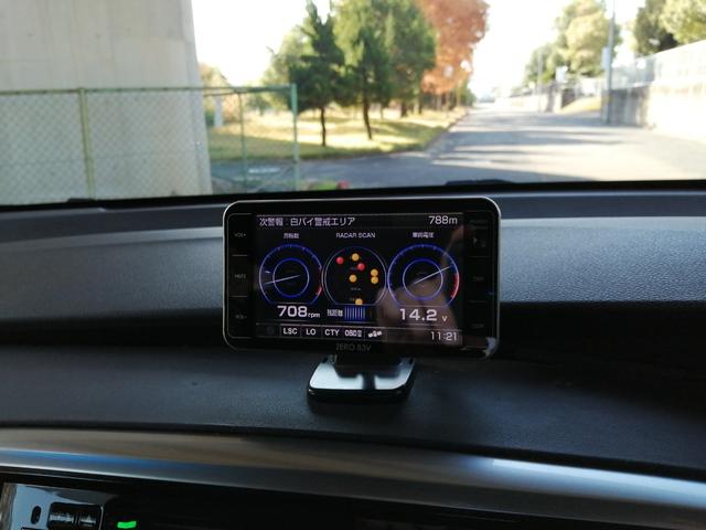 オデッセイ アブソルート　１オーナー車　スマートキー２個　純正インターナビ　リアフリップダウンモニター　地デジバックカメラ　衝突防止ブレーキシステム　クルーズコントロール　プッシュスタート　ＥＴＣ　純正１７インチアルミ　記録簿（15枚目）