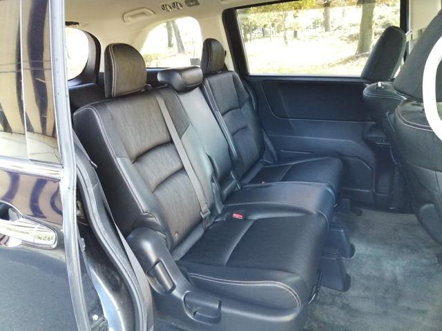 オデッセイ アブソルート　１オーナー車　スマートキー２個　純正インターナビ　リアフリップダウンモニター　地デジバックカメラ　衝突防止ブレーキシステム　クルーズコントロール　プッシュスタート　ＥＴＣ　純正１７インチアルミ　記録簿（29枚目）