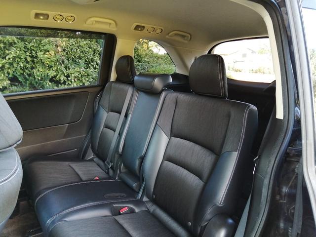 オデッセイ アブソルート　１オーナー車　スマートキー２個　純正インターナビ　リアフリップダウンモニター　地デジバックカメラ　衝突防止ブレーキシステム　クルーズコントロール　プッシュスタート　ＥＴＣ　純正１７インチアルミ　記録簿（34枚目）