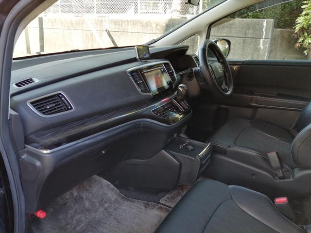 オデッセイ アブソルート　１オーナー車　スマートキー２個　純正インターナビ　リアフリップダウンモニター　地デジバックカメラ　衝突防止ブレーキシステム　クルーズコントロール　プッシュスタート　ＥＴＣ　純正１７インチアルミ　記録簿（36枚目）