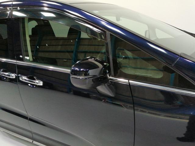 オデッセイ アブソルート　１オーナー車　スマートキー２個　純正インターナビ　リアフリップダウンモニター　地デジバックカメラ　衝突防止ブレーキシステム　クルーズコントロール　プッシュスタート　ＥＴＣ　純正１７インチアルミ　記録簿（40枚目）