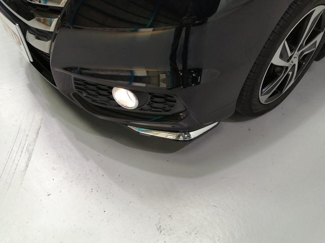 オデッセイ アブソルート　１オーナー車　スマートキー２個　純正インターナビ　リアフリップダウンモニター　地デジバックカメラ　衝突防止ブレーキシステム　クルーズコントロール　プッシュスタート　ＥＴＣ　純正１７インチアルミ　記録簿（54枚目）