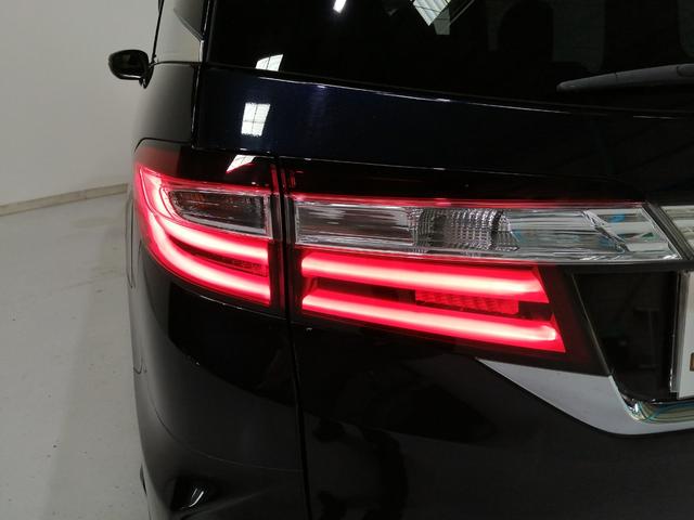オデッセイ アブソルート　１オーナー車　スマートキー２個　純正インターナビ　リアフリップダウンモニター　地デジバックカメラ　衝突防止ブレーキシステム　クルーズコントロール　プッシュスタート　ＥＴＣ　純正１７インチアルミ　記録簿（64枚目）